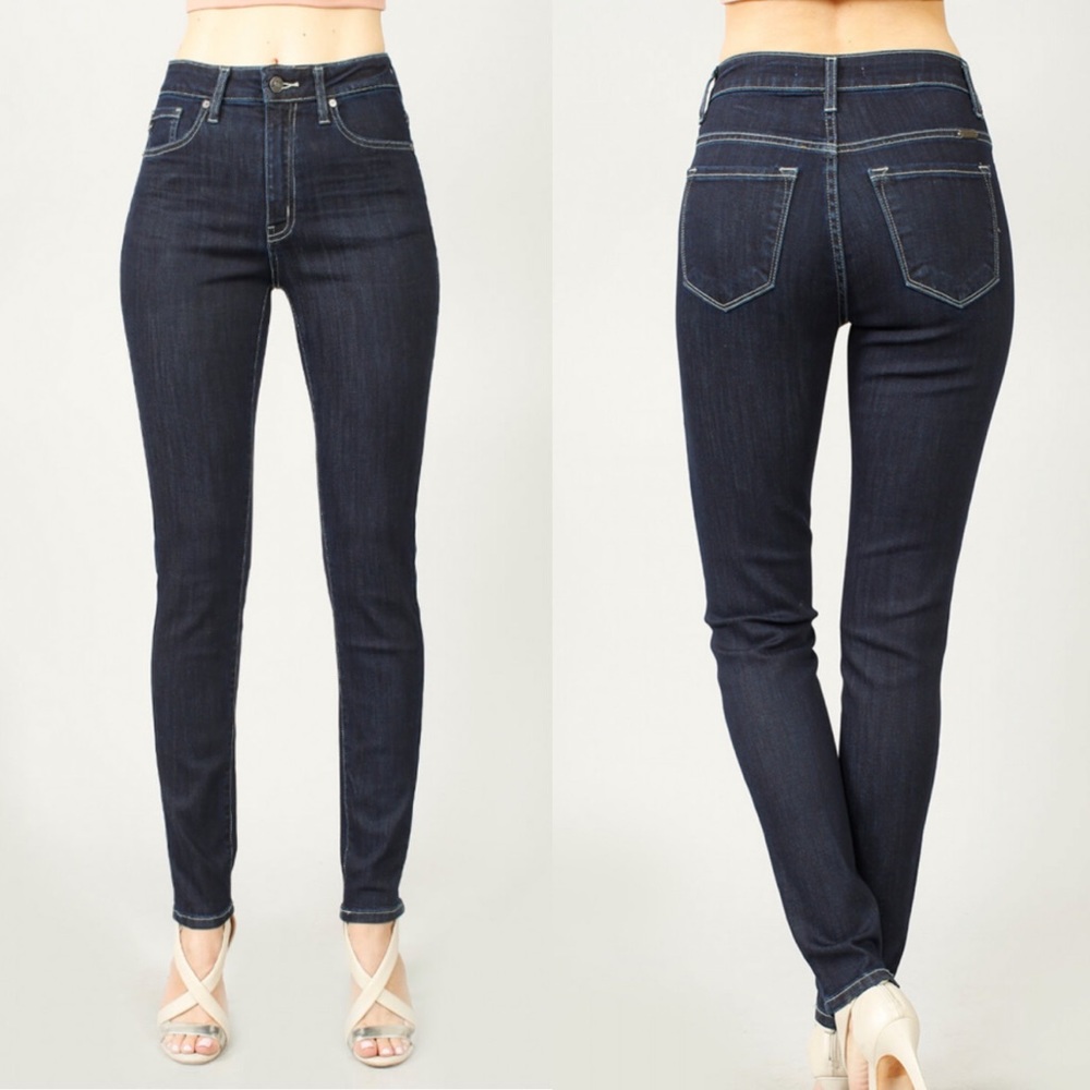 Nwt Kancan Dark Skinny Size 29 KC7254R